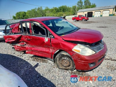 Czwarte zdjęcie samochodu z boku: 2008 NISSAN VERSA S/SL VIN:3N1BC11E48L375715 - miniatura