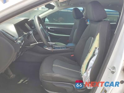 Zdjęcie 7 z 12 samochodu: 2021 HYUNDAI SONATA SE VIN:5NPEG4JA2MH119497 - miniatura