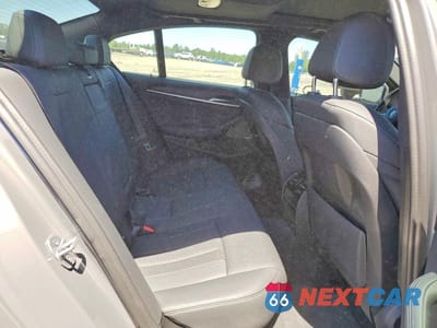 Zdjęcie 10 z 12 samochodu: 2022 BMW 540 XI VIN:WBA73BJ03NWX74969 - miniatura