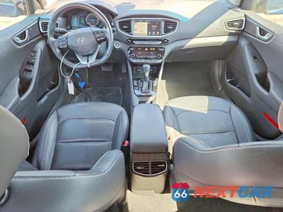 Zdjęcie 8 z 13 samochodu: 2019 HYUNDAI IONIQ LIMITED VIN:KMHC05LC3KU124884 - miniatura