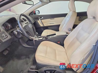 Zdjęcie 7 z 12 samochodu: 2011 VOLVO C70 T5 VIN:YV1672MC6BJ108085 - miniatura