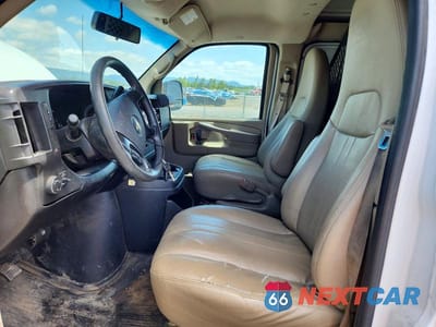 Zdjęcie 7 z 12 samochodu: 2014 CHEVROLET EXPRESS G1500 VIN:1GCSHAF49E1117112 - miniatura