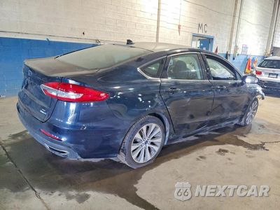 Trzecie zdjęcie samochodu z tyłu: 2020 FORD FUSION SE VIN:3FA6P0T91LR222122 - miniatura