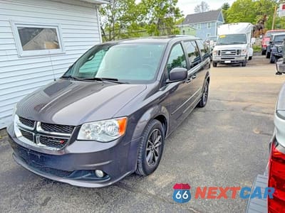 Drugie zdjęcie samochodu z przodu: 2017 DODGE GRAND CARAVAN SXT VIN:2C4RDGCGXHR573924 - miniatura