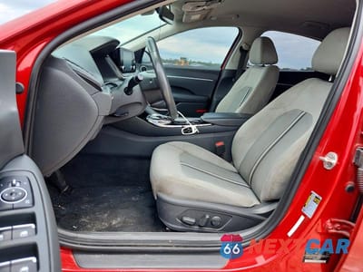 Zdjęcie 7 z 12 samochodu: 2020 HYUNDAI SONATA SEL VIN:5NPEF4JA0LH042100 - miniatura