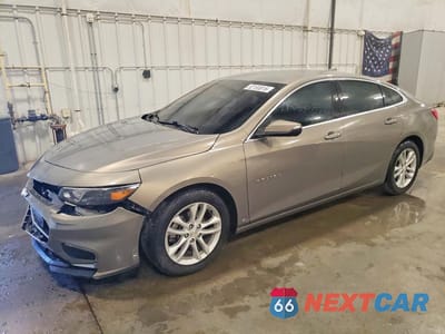 2017 CHEVROLET MALIBU LT 1G1ZE5ST4HF218439 - główne zdjęcie licytacji z USA - miniatura