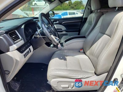 Zdjęcie 7 z 13 samochodu: 2015 TOYOTA HIGHLANDER HYBRID LIMITED PLATINUM VIN:5TDDCRFH3FS008786 - miniatura