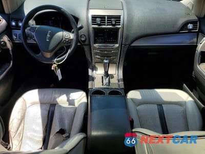 Zdjęcie 8 z 13 samochodu: 2014 LINCOLN MKX VIN:2LMDJ6JK8EBL14857 - miniatura