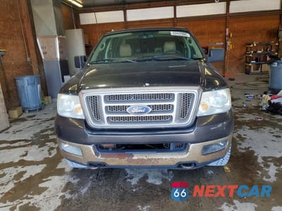 Piąte zdjęcie samochodu w środku: 2005 FORD F150 SUPERCREW VIN:1FTPW14505KD79117 - miniatura
