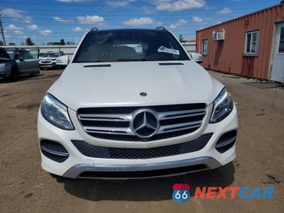 Piąte zdjęcie samochodu w środku: 2018 MERCEDES-BENZ GLE 350 4MATIC VIN:4JGDA5HB0JB003564 - miniatura