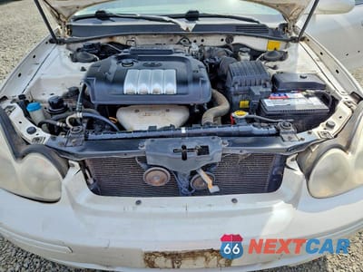 Zdjęcie 11 z 12 samochodu: 2002 HYUNDAI SONATA GL VIN:KMHWF25S32A521639 - miniatura