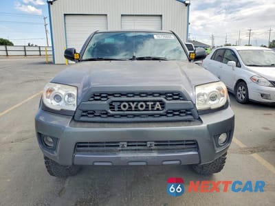 Piąte zdjęcie samochodu w środku: 2006 TOYOTA 4RUNNER SR5 VIN:JTEZU14R760081657 - miniatura