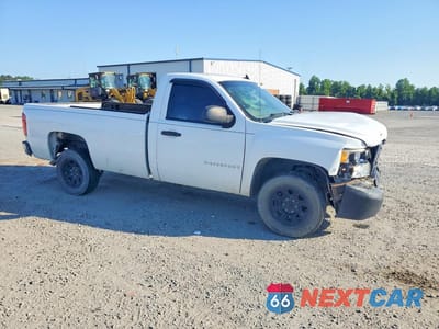 Czwarte zdjęcie samochodu z boku: 2008 CHEVROLET SILVERADO C1500 VIN:1GCEC14X18Z137420 - miniatura