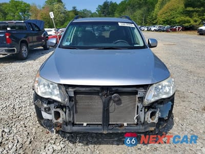 Piąte zdjęcie samochodu w środku: 2013 SUBARU FORESTER LIMITED VIN:JF2SHAECXDH420447 - miniatura