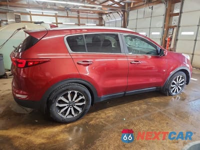 Trzecie zdjęcie samochodu z tyłu: 2017 KIA SPORTAGE EX VIN:KNDPN3ACXH7073213 - miniatura