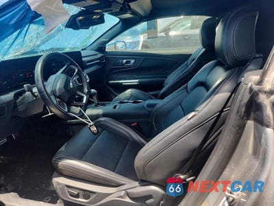 Zdjęcie 7 z 13 samochodu: 2025 FORD MUSTANG VIN:1FAGP8UH7S5120642 - miniatura
