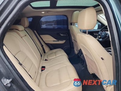 Zdjęcie 10 z 12 samochodu: 2018 JAGUAR F-PACE PRESTIGE VIN:SADCK2FX9JA245211 - miniatura