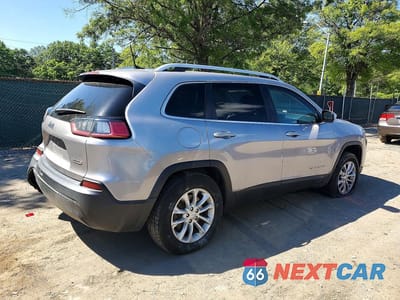 Trzecie zdjęcie samochodu z tyłu: 2019 JEEP CHEROKEE LATITUDE VIN:1C4PJMCB7KD486043 - miniatura