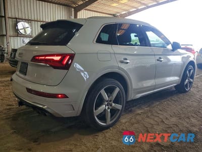 Trzecie zdjęcie samochodu z tyłu: 2023 AUDI SQ5 PREMIUM PLUS VIN:WA1B4AFY0P2073300 - miniatura