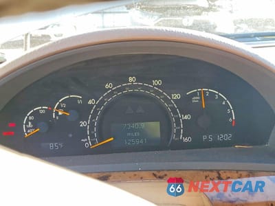 Zdjęcie 9 z 12 samochodu: 2001 MERCEDES-BENZ S 500 VIN:WDBNG75J61A214092 - miniatura