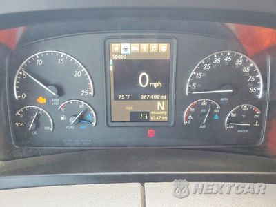 Zdjęcie 8 z 10 samochodu: 2020 FREIGHTLINER CASCADIA 126 SEMI TRUCK VIN:3AKJHHDR7LSLR4455 - miniatura