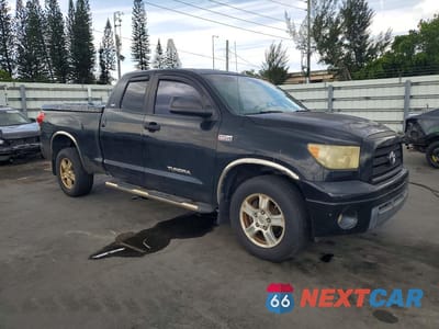 Czwarte zdjęcie samochodu z boku: 2008 TOYOTA TUNDRA SR5 VIN:5TFRV54148X034034 - miniatura