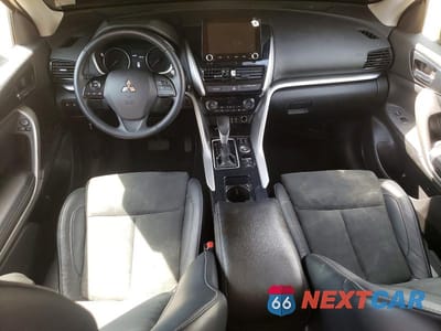 Zdjęcie 8 z 13 samochodu: 2022 MITSUBISHI ECLIPSE CROSS SE VIN:JA4ATWAAXNZ048849 - miniatura