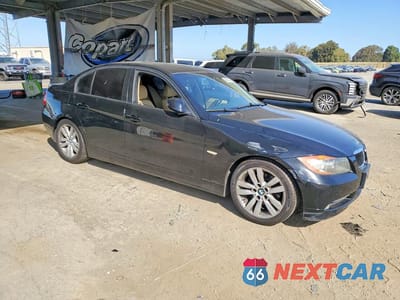 Czwarte zdjęcie samochodu z boku: 2006 BMW 325 VIN:WBAVB13566PS66259 - miniatura