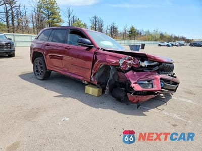 Czwarte zdjęcie samochodu z boku: 2024 JEEP GRAND CHEROKEE LIMITED 4XE VIN:1C4RJYB63R8512273 - miniatura