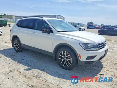 Czwarte zdjęcie samochodu z boku: 2021 VOLKSWAGEN TIGUAN SE VIN:3VV2B7AX0MM152825 - miniatura