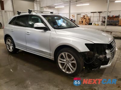 Czwarte zdjęcie samochodu z boku: 2014 AUDI SQ5 PRESTIGE VIN:WA1VGAFP2EA020483 - miniatura
