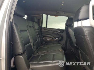 Zdjęcie 11 z 14 samochodu: 2018 CHEVROLET SUBURBAN K1500 LT VIN:1GNSKHKC3JR117455 - miniatura