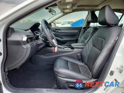Zdjęcie 7 z 12 samochodu: 2024 NISSAN ALTIMA SR VIN:1N4BL4CW4RN387522 - miniatura