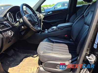 Piąte zdjęcie samochodu w środku: 2016 MERCEDES-BENZ GLE 350 4MATIC VIN:4JGDA5HB5GA805736 - miniatura