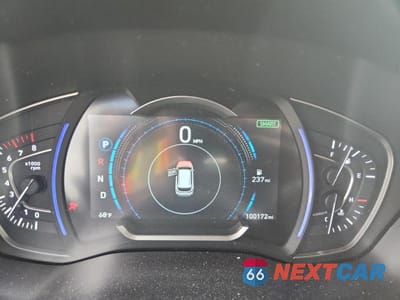 Zdjęcie 9 z 14 samochodu: 2019 HYUNDAI SANTA FE ULTIMATE 2.0T VIN:5NMS53AA3KH090041 - miniatura
