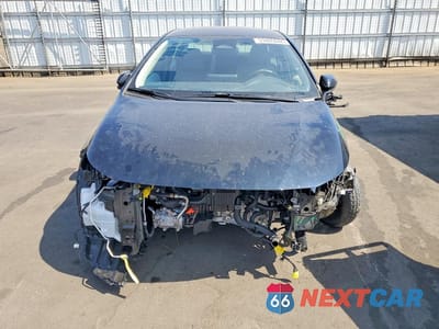 Piąte zdjęcie samochodu w środku: 2026 TOYOTA COROLLA HYBRID LE VIN:JTDBCMFE8T3131125 - miniatura