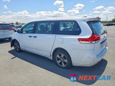 Drugie zdjęcie samochodu z przodu: 2013 TOYOTA SIENNA L 7-PASSENGER VIN:5TDZK3DC9DS323411 - miniatura