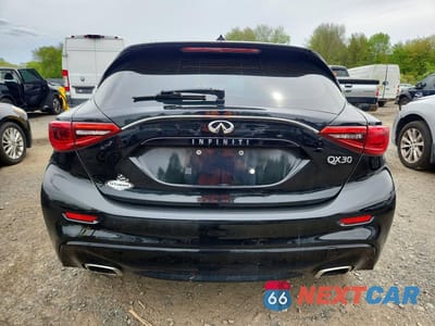 Zdjęcie 6 z 12 samochodu: 2018 INFINITI QX30 LUXURY VIN:SJKCH5CP0JA058730 - miniatura