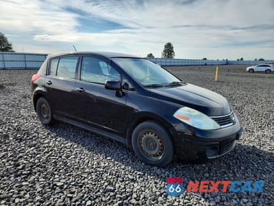Czwarte zdjęcie samochodu z boku: 2008 NISSAN VERSA 1.8 S VIN:3N1BC13E08L398891 - miniatura
