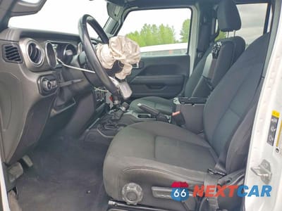 Zdjęcie 7 z 13 samochodu: 2021 JEEP WRANGLER UNLIMITED SAHARA VIN:1C4HJXEN4MW689315 - miniatura