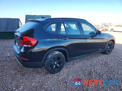 Trzecie zdjęcie samochodu z tyłu: 2015 BMW X1 SDRIVE28I VIN:WBAVM1C58FV317363 - miniatura