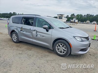Czwarte zdjęcie samochodu z boku: 2020 CHRYSLER VOYAGER LXI VIN:2C4RC1DG5LR172191 - miniatura