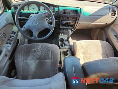 Zdjęcie 8 z 12 samochodu: 2001 TOYOTA TACOMA DOUBLE CAB PRERUNNER VIN:5TEGN92N41Z781166 - miniatura