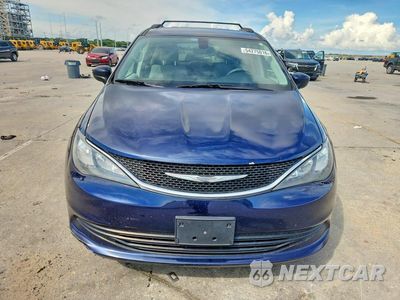 Piąte zdjęcie samochodu w środku: 2017 CHRYSLER PACIFICA TOURING VIN:2C4RC1DG1HR571915 - miniatura
