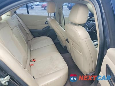 Zdjęcie 10 z 12 samochodu: 2015 CHEVROLET MALIBU 1LT VIN:1G11C5SL8FF134463 - miniatura