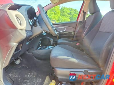 Zdjęcie 7 z 12 samochodu: 2016 TOYOTA YARIS 5-DOOR L VIN:VNKKTUD37GA069310 - miniatura