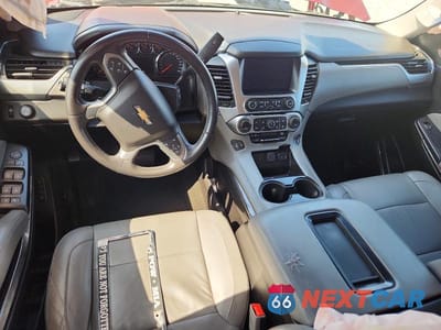 Zdjęcie 8 z 12 samochodu: 2018 CHEVROLET TAHOE C1500 LT VIN:1GNSCBKCXJR247260 - miniatura