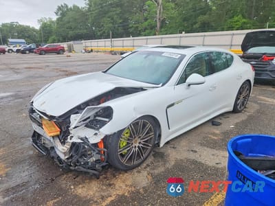 2015 PORSCHE PANAMERA SE HYBRID WP0AD2A75FL041229 - główne zdjęcie licytacji z USA - miniatura