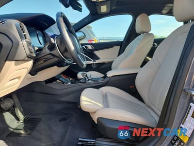 Zdjęcie 7 z 13 samochodu: 2021 BMW 228XI VIN:WBA73AK02M7H52966 - miniatura