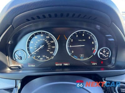 Zdjęcie 8 z 10 samochodu: 2018 BMW X5 XDR40E VIN:5UXKT0C52J0V98972 - miniatura